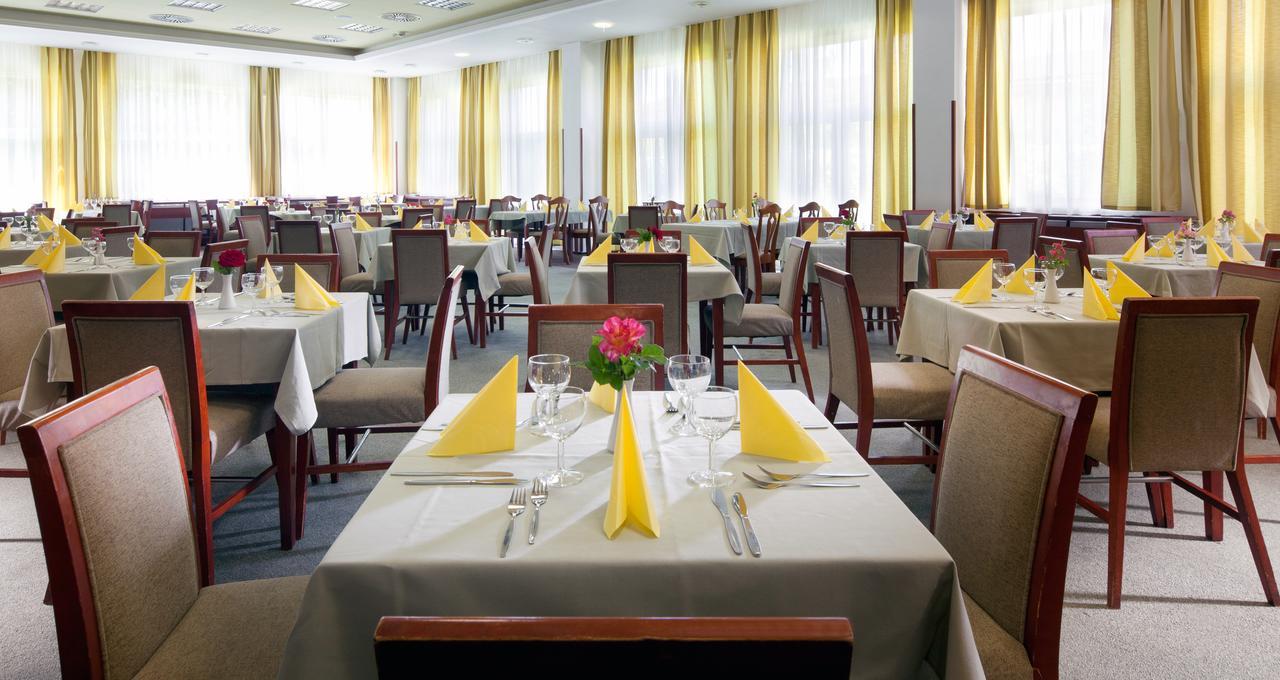 Lipno Wellness - Frymburk Hotel Private Family Room Esterno foto